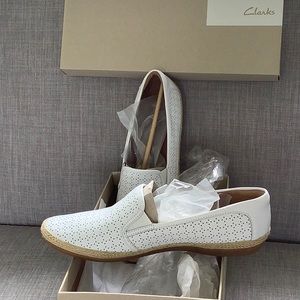 Clark’s white leather espadrilles, 10M, nib